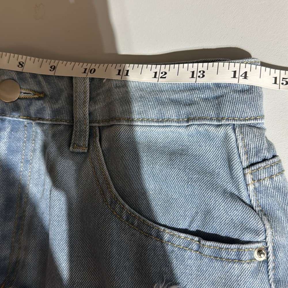 Brand New without tags | Women's high waisted | distressed jeans | size Medium - Picture 13 of 13